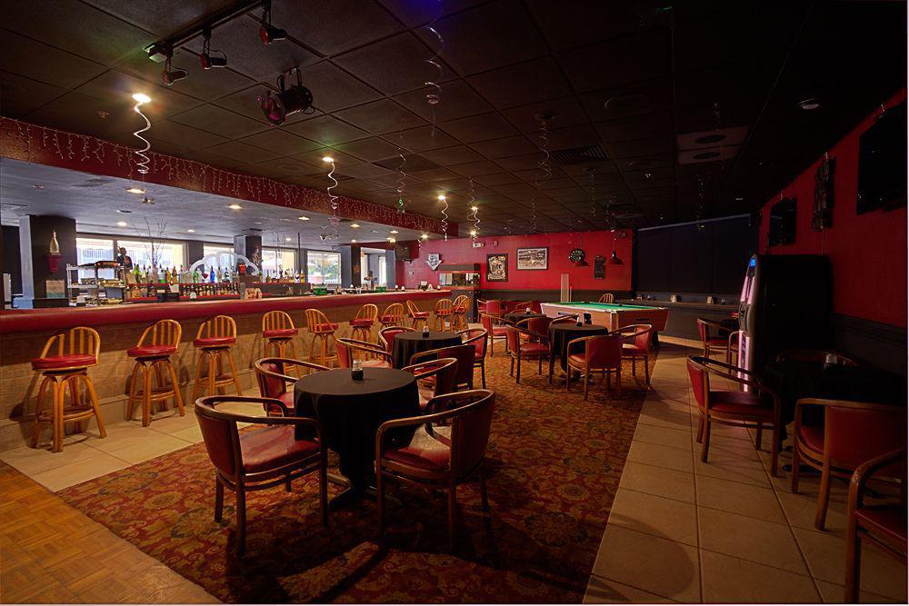 Quality Inn & Suites Conference Center New Port Richey Restaurant photo